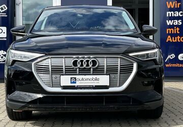 Audi e-tron 32.624 km 33.980 &euro; Salzgitter 38229