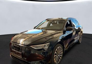 Audi e-tron 42.400 km 36.950 &euro; Salzgitter 38259
