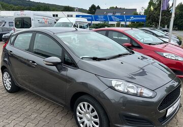 Ford Fiesta 47.469 km 8.290 &euro; Springe 31832