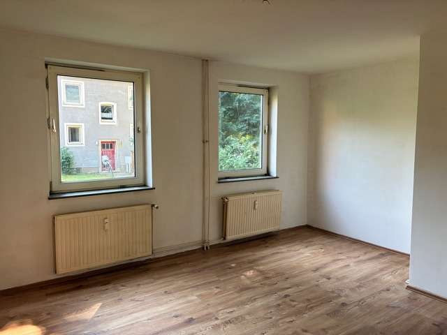 Etagenwohnung Salzgitter Lebenstedt - 3 Zimmer, 59 m&sup2;, 354&euro; | Angebot:27377004