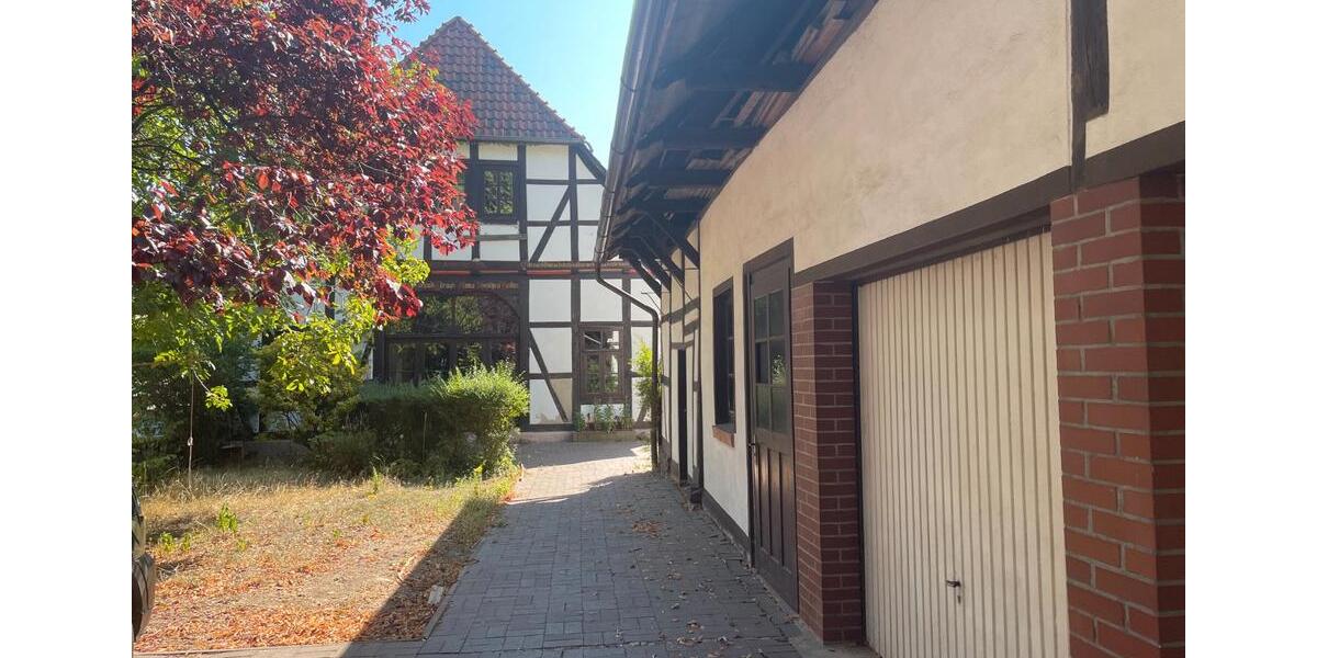 Dachgeschoßwohnung Hannover Linden-Limmer - 3 Zimmer, 65 m&sup2;, 700&euro; | Angebot:27604577