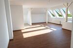 Dachgeschoßwohnung Elze - 5 Zimmer, 180 m&sup2;, 1.400&euro; | Angebot:27585380