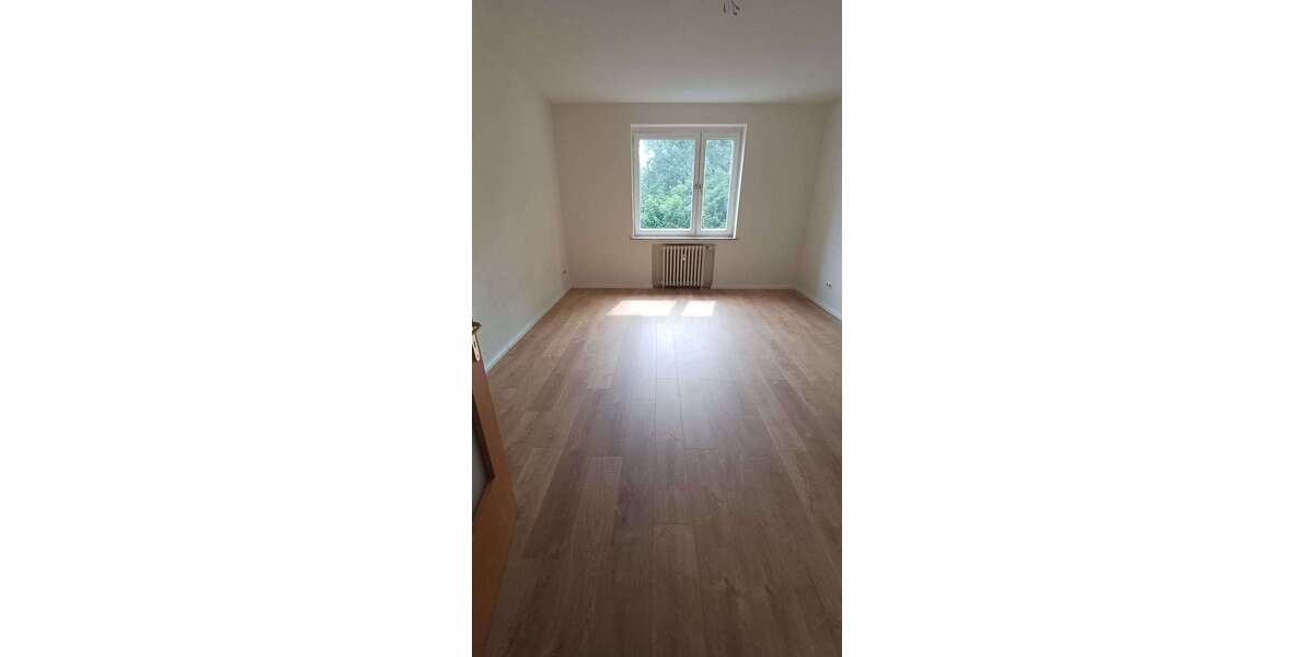 Etagenwohnung Hildesheim - 2 Zimmer, 78 m&sup2;, 595&euro; | Angebot:27363764