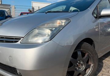 Toyota Prius 261.550 km 3.999 &euro; Hildesheim 31137