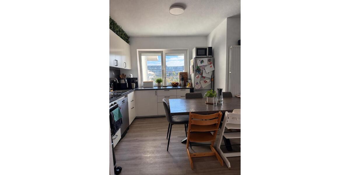 Etagenwohnung Laatzen - 4 Zimmer, 83 m&sup2;, 1.279&euro; | Angebot:27539405