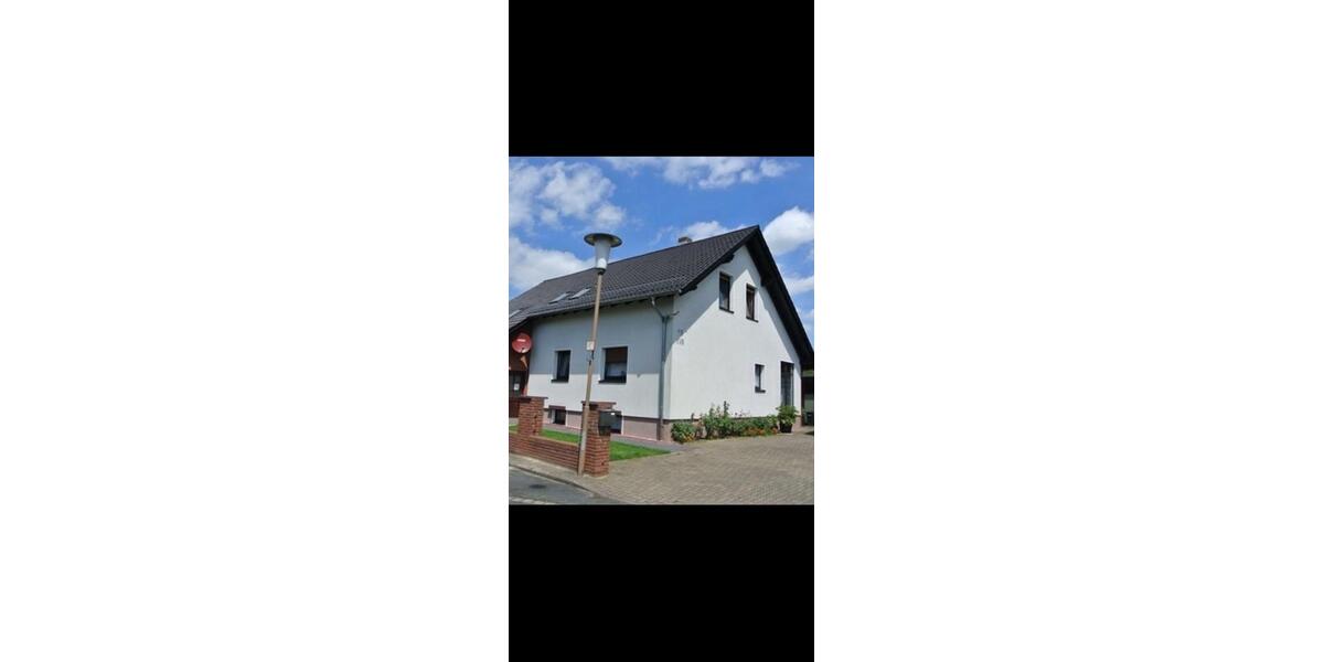 Dachgeschoßwohnung Peine Südstadt - 4 Zimmer, 80 m&sup2;, 850&euro; | Angebot:27583709