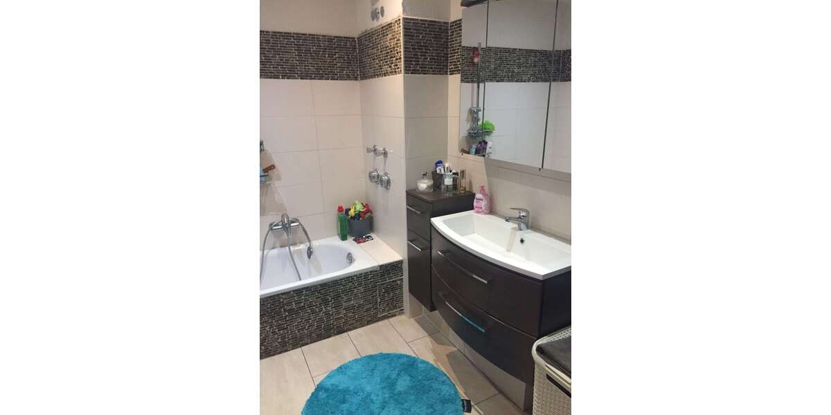 Etagenwohnung Hildesheim Nordstadt - 3 Zimmer, 75 m&sup2;, 610&euro; | Angebot:27505580