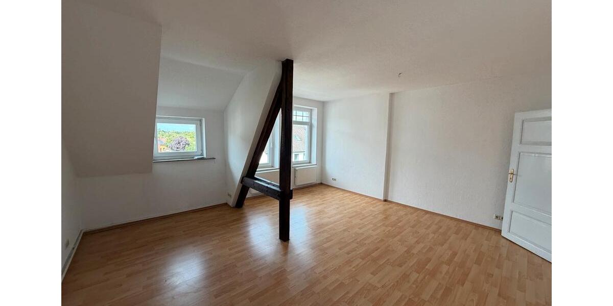 Dachgeschoßwohnung Lehrte - 3 Zimmer, 78 m&sup2;, 805&euro; | Angebot:27572477
