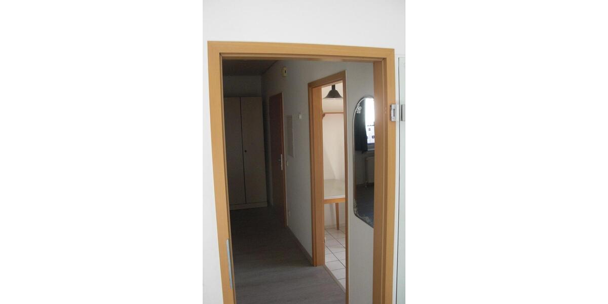 Etagenwohnung Springe - 2 Zimmer, 47 m&sup2;, 390&euro; | Angebot:27565244