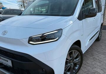 Toyota Proace City 14.600 km 31.990 &euro; Hildesheim 31137