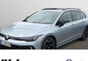 VW Golf 7.667 km 38.790 &euro; Hildesheim 31137