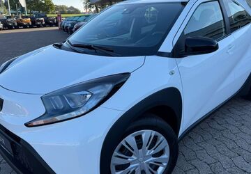 Toyota Aygo (X) 5.850 km 14.990 &euro; Hildesheim 31137
