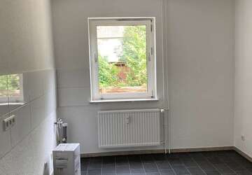 Wohnung Salzgitter Lebenstedt - 3 Zimmer, 57 m&sup2;, 340&euro; | Angebot:27376981