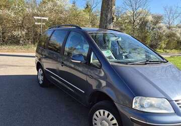VW Sharan 347.000 km 2.600 &euro; Sarstedt 31157
