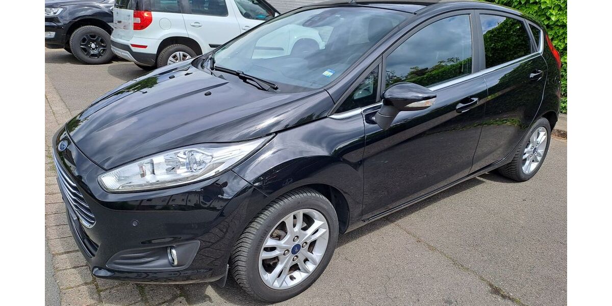 Ford Fiesta 68.000 km 7.900 &euro; Ronnenberg 30952