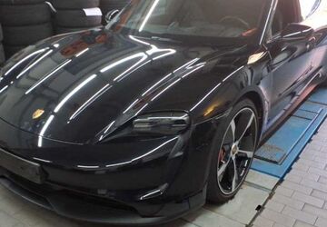 Porsche Taycan 51.800 km 68.990 &euro; Hannover 30453