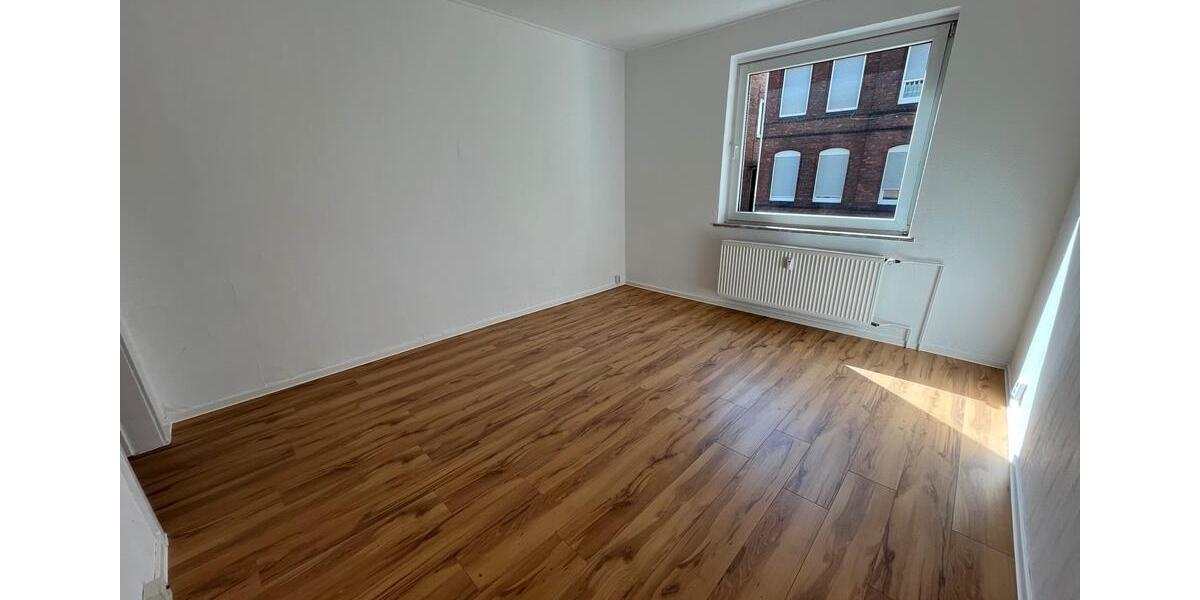 Hochparterre Peine Südstadt - 3 Zimmer, 62 m&sup2;, 498&euro; | Angebot:27590430