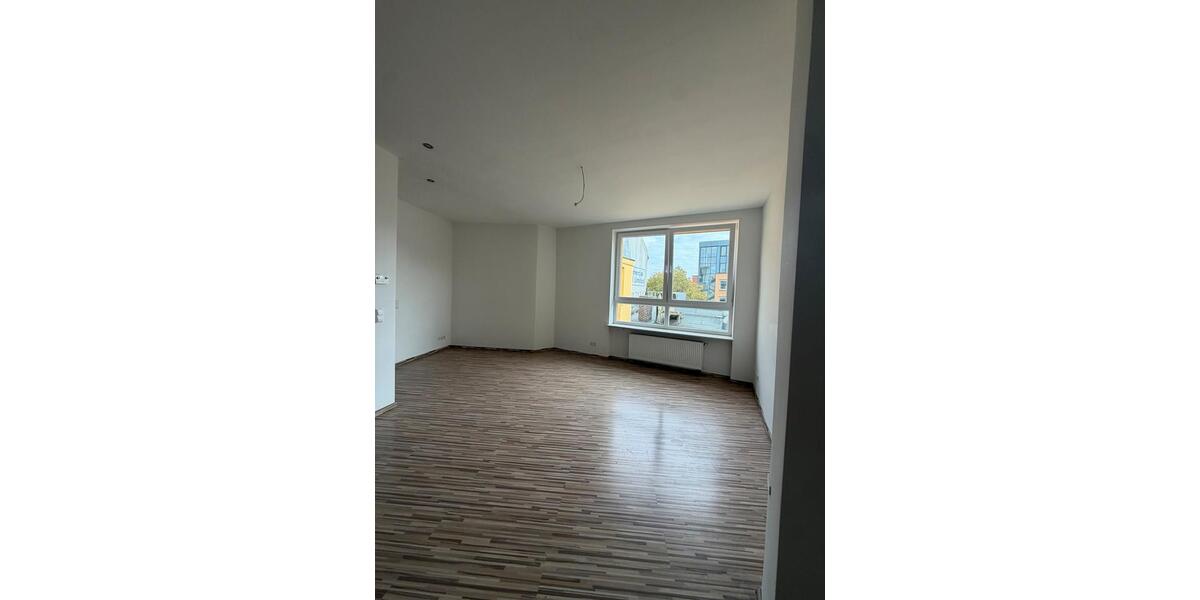 Etagenwohnung Hannover - 3 Zimmer, 100 m&sup2;, 1.350&euro; | Angebot:27603432