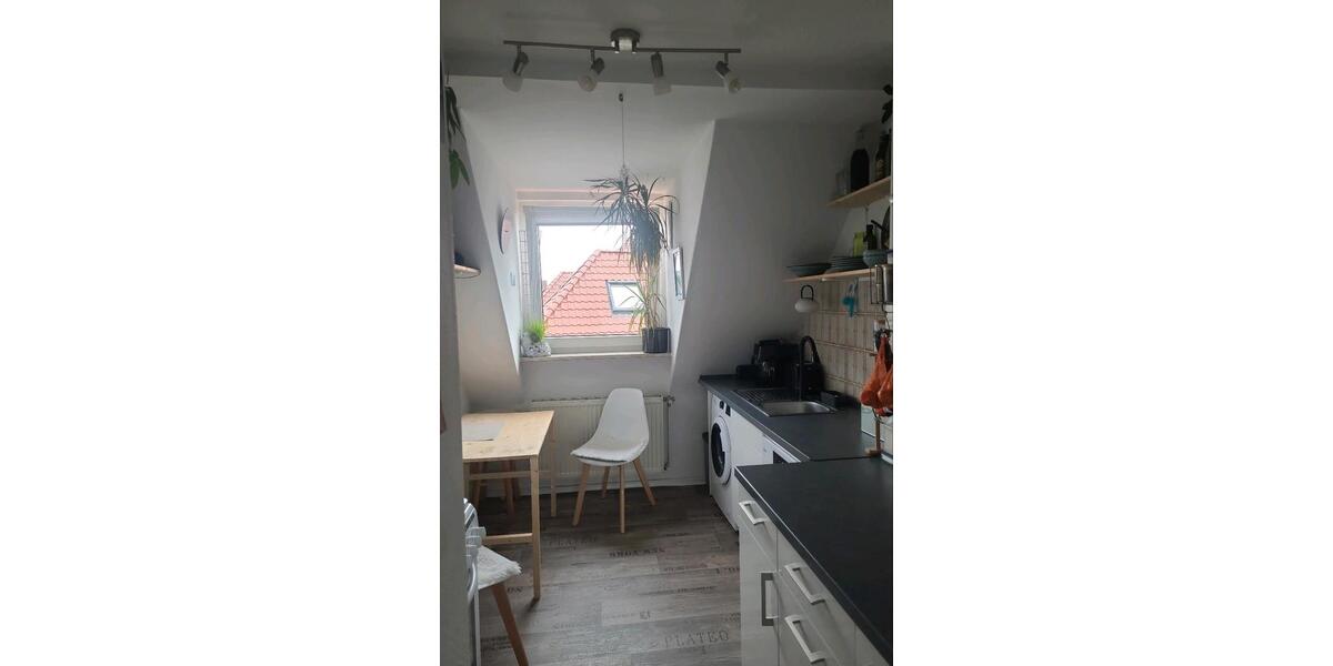 Dachgeschoßwohnung Hildesheim Bockfeld - 2 Zimmer, 48 m&sup2;, 400&euro; | Angebot:27587249