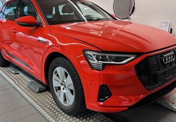 Audi e-tron 43.500 km 36.450 &euro; Salzgitter 38259