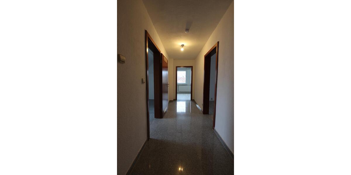 Dachgeschoßwohnung Ronnenberg - 3 Zimmer, 62 m&sup2;, 635&euro; | Angebot:27613394