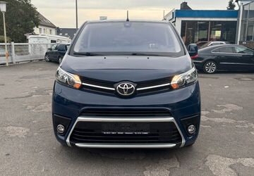 Toyota Proace Verso 150.000 km 17.990 &euro; Hildesheim 31139