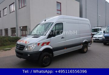 Mercedes-Benz Sprinter 211.489 km 16.900 &euro; Hannover 30179