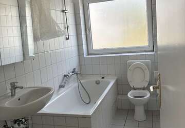 Wohnung Salzgitter Lebenstedt - 3 Zimmer, 60 m&sup2;, 359&euro; | Angebot:27564741