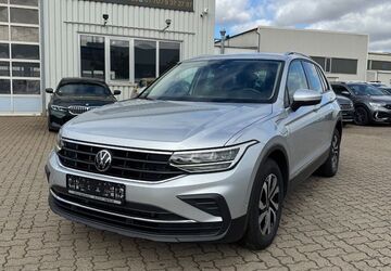 VW Tiguan 100.000 km 21.900 &euro; Salzgitter 38229