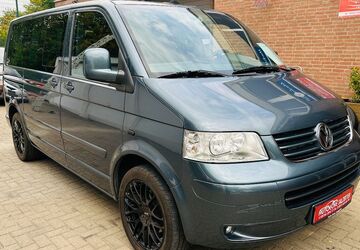 VW T5 Transporter 326.817 km 10.990 &euro; Salzgitter 38259