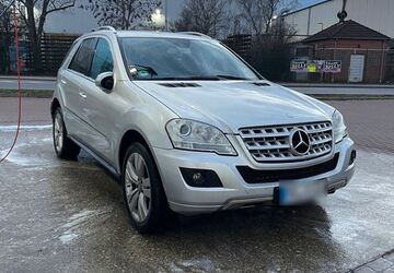 Mercedes-Benz ML 320 270.000 km 6.299 &euro; Hildesheim 31141