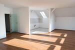 Dachgeschoßwohnung Elze - 5 Zimmer, 180 m&sup2;, 1.400&euro; | Angebot:27585380