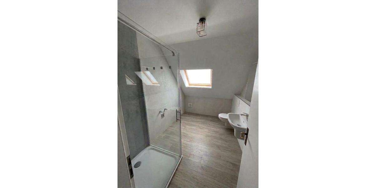 Etagenwohnung Lengede - 3 Zimmer, 100 m&sup2;, 999&euro; | Angebot:27545263