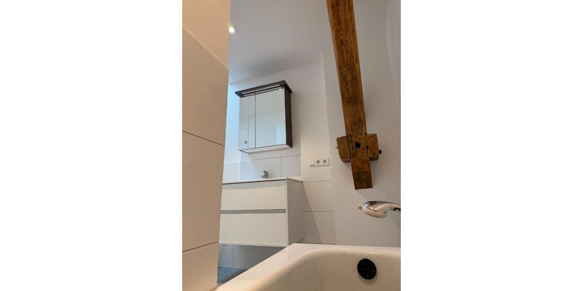 Dachgeschoßwohnung Giesen - 2 Zimmer, 70 m&sup2;, 575&euro; | Angebot:27603505