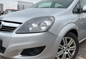 Opel Zafira 158.000 km 2.999 &euro; Hildesheim 31137