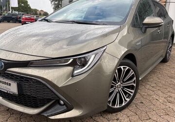 Toyota Corolla 14.600 km 23.495 &euro; Hildesheim 31137