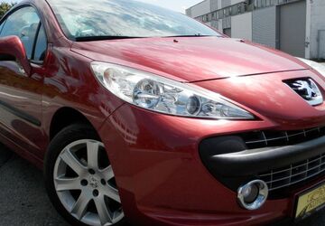 Peugeot 207 99.000 km 3.490 &euro; Elze 31008