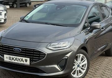 Ford Fiesta 16.700 km 15.980 &euro; Giesen 31180
