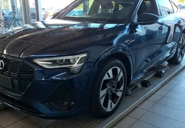 Audi e-tron 63.300 km 36.950 &euro; Salzgitter 38259