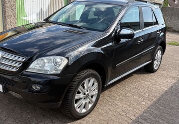 Mercedes-Benz ML 320 213.000 km 9.600 &euro; Hannover 30659