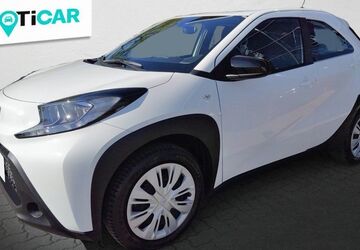 Toyota Aygo (X) 3.369 km 17.990 &euro; Hannover 30173