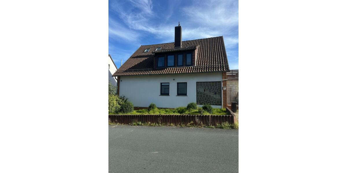 Etagenwohnung Alfeld (Leine) - 4 Zimmer, 105 m&sup2;, 700&euro; | Angebot:27596520