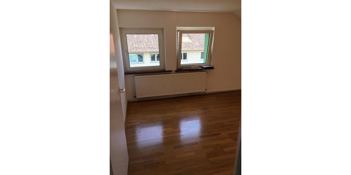 Dachgeschoßwohnung Hildesheim Bockfeld - 2 Zimmer, 50 m&sup2;, 440&euro; | Angebot:27556475
