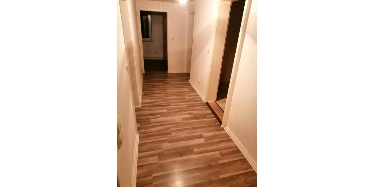 Etagenwohnung Holle - 4 Zimmer, 115 m&sup2;, 690&euro; | Angebot:27537863
