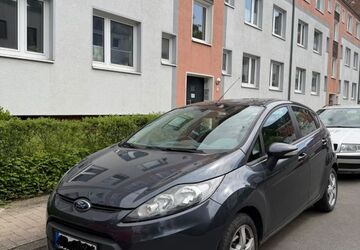 Ford Fiesta 126.500 km 3.900 &euro; Hannover 30625