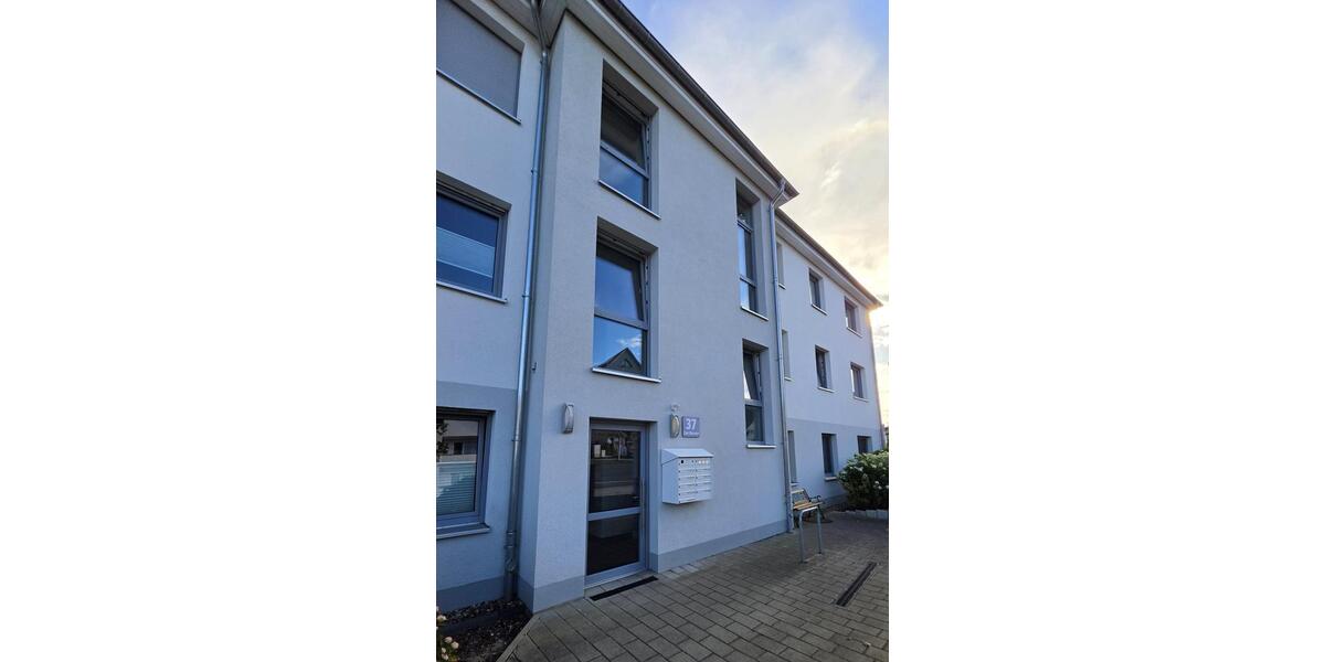 Erdgeschoßwohnung Springe - 3 Zimmer, 87 m&sup2;, 1.000&euro; | Angebot:27592313